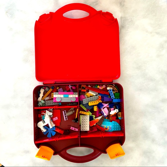 LEGO Creative Suitcase. Red. - Picture 2 of 5